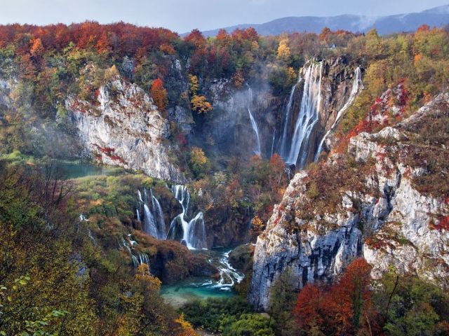 Mar 1 plitvice-lakes-autumn-croatia_88864_990x742